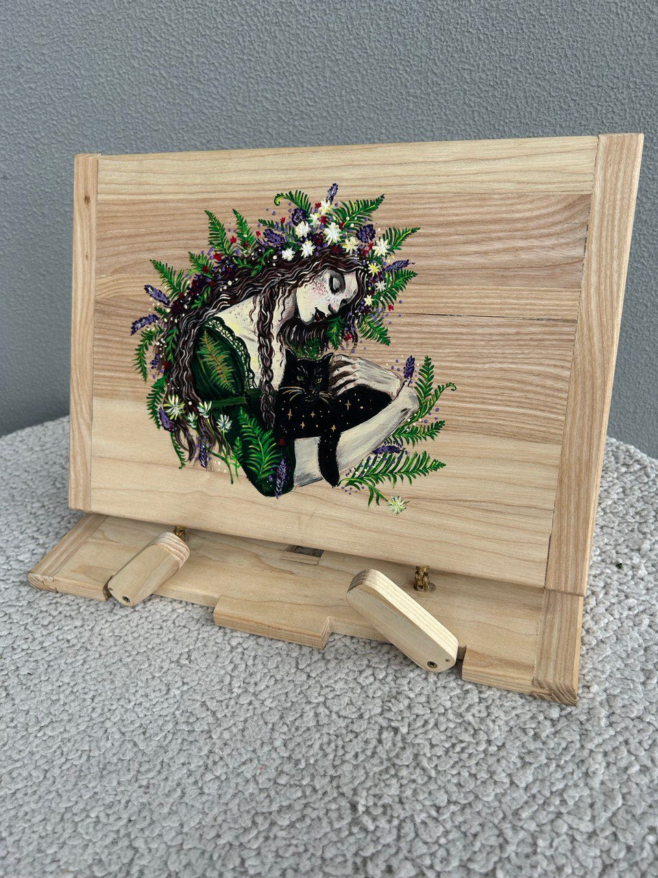 Natural Ash Wood Grimoire Stand – Adjustable & Handmade