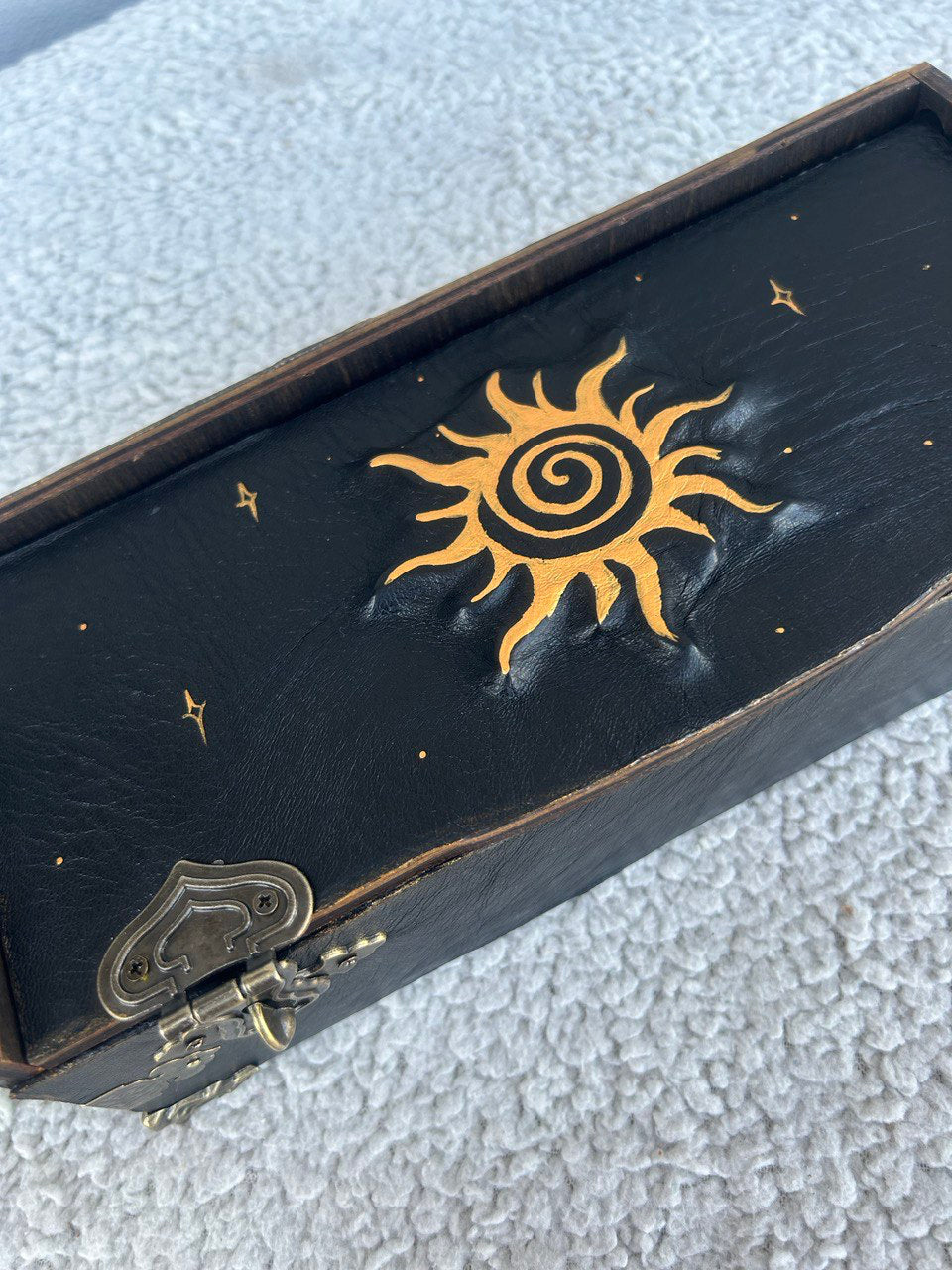 Handmade Witchcraft Box Set – Altar Supplies, Grimoire & Spell Bottles