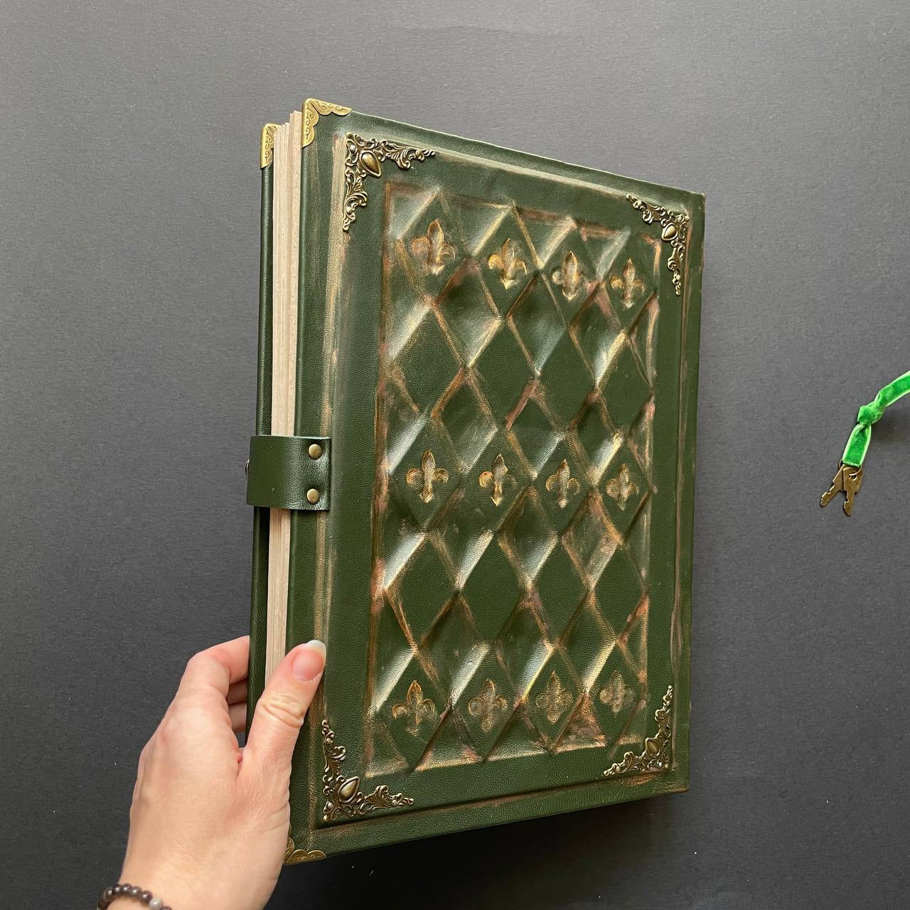 Enchanted Miniature Door – Forest Fairytale Grimoire
