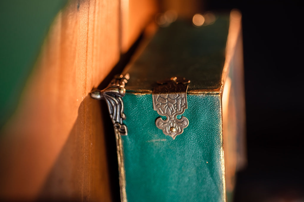 Personalized Fehu Rune Box | Handmade Leather Altar Box | Norse Rune Storage | Viking Keepsake Box