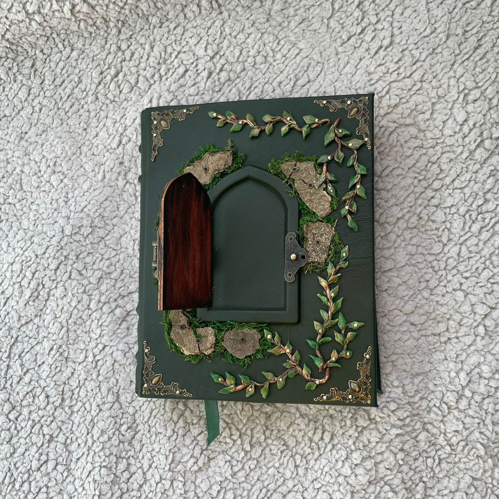 Eternal Secret Garden Grimoire – Ring Binder Book of Shadows | Personalized Leather Witchcraft Journal