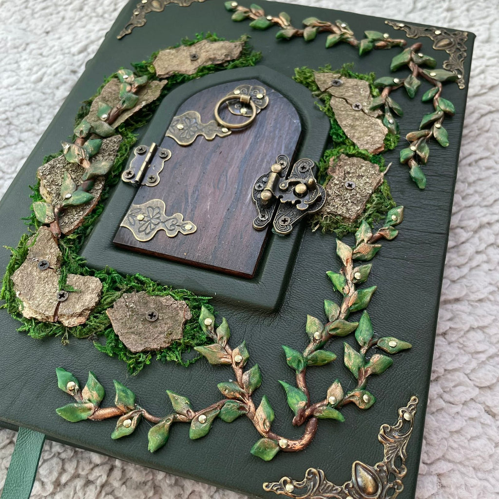 Eternal Secret Garden Grimoire – Ring Binder Book of Shadows | Personalized Leather Witchcraft Journal