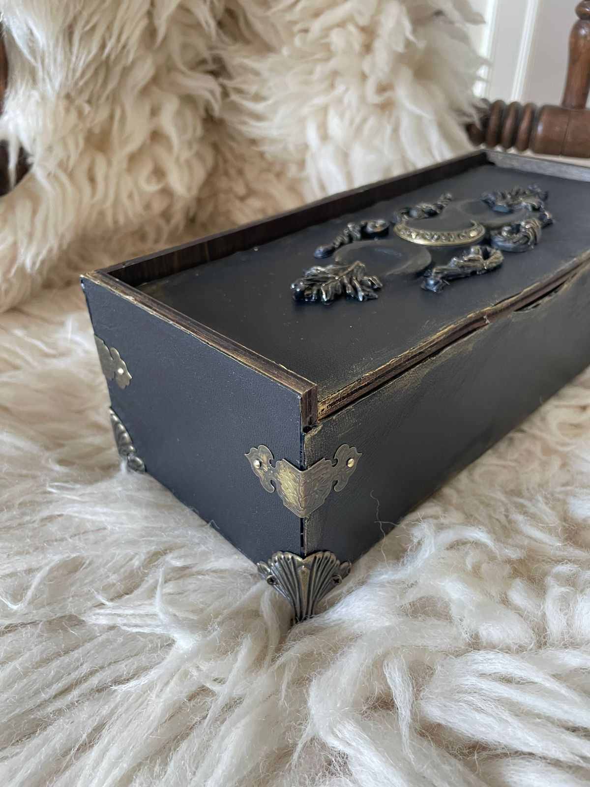 Gothic Black Leather Tarot Box – Witch Altar Storage for Runes & Jewelry