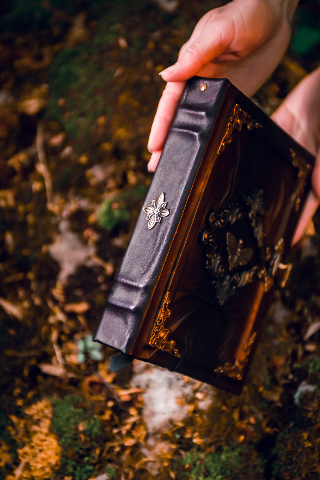 Death’s Head Moth Grimoire – Gothic Leather Witchcraft Journal for Dark Arts