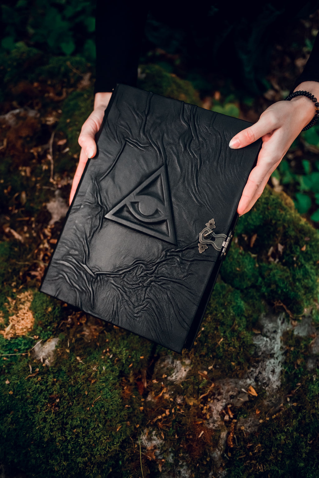 All-Seeing Eye Grimoire | Handmade Leather Book of Shadows | Occult Journal | Gothic Spell Book | Esoteric Notebook
