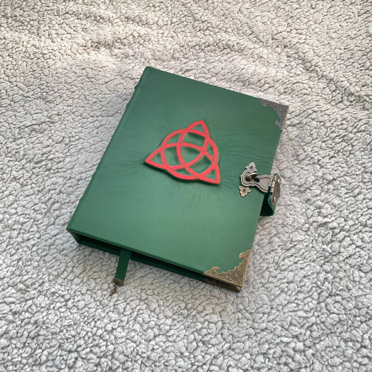 Triquetra Handmade Leather Planner Binder