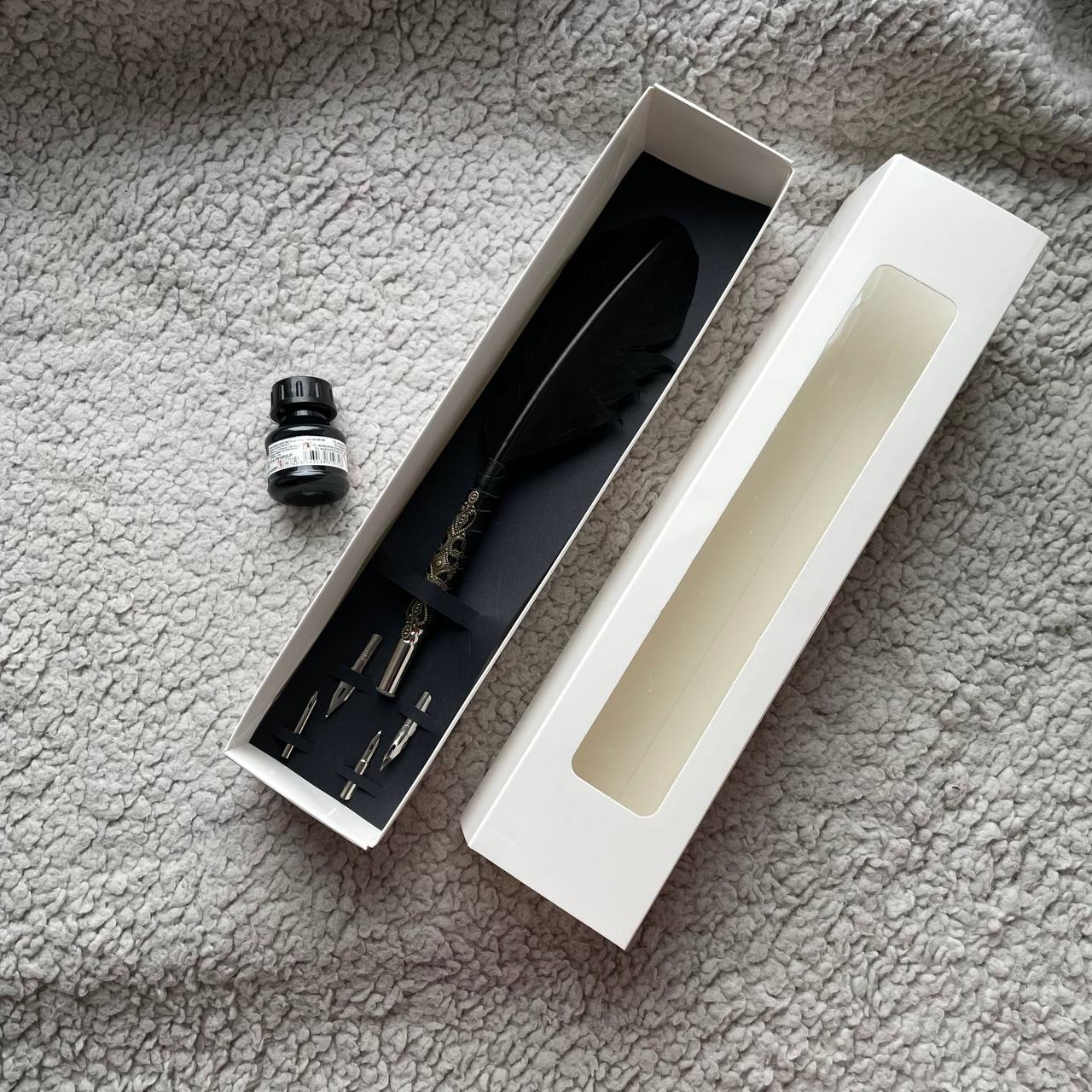 Black Feather Quill Pen Set for Handcrafted Grimoire – Vintage Calligraphy Set for Witches, Writers & Magic Lovers