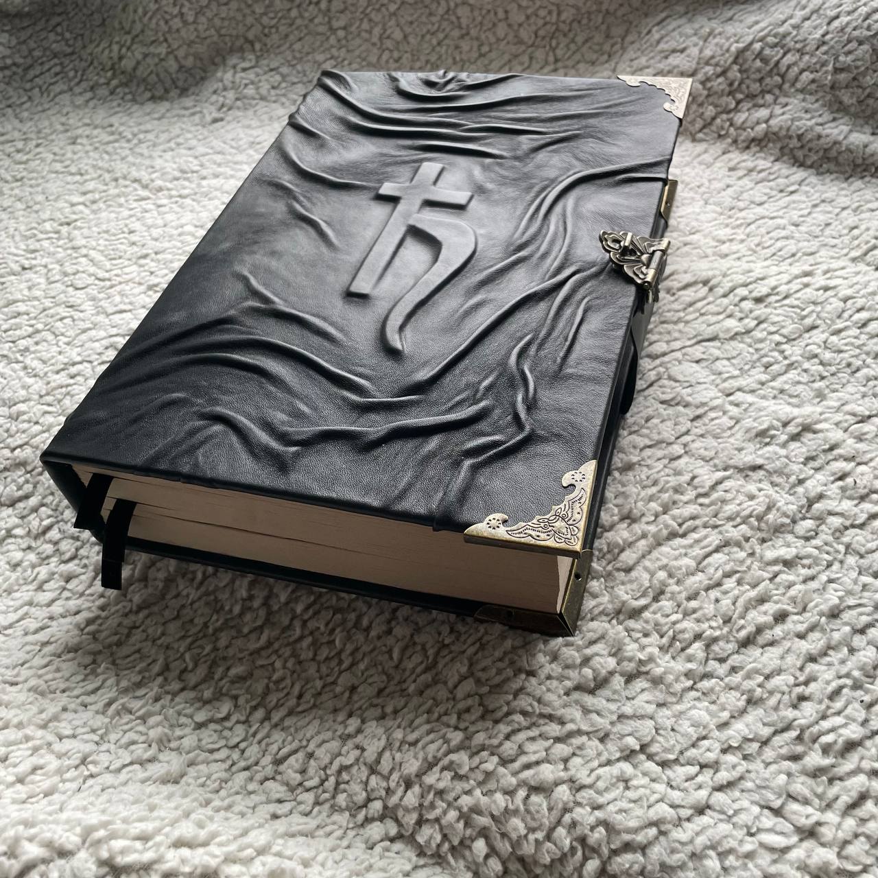 Saturn” Grimoire — Handmade Black Leather Spellbook for Planetary Magic, Astrology & Occult Rituals