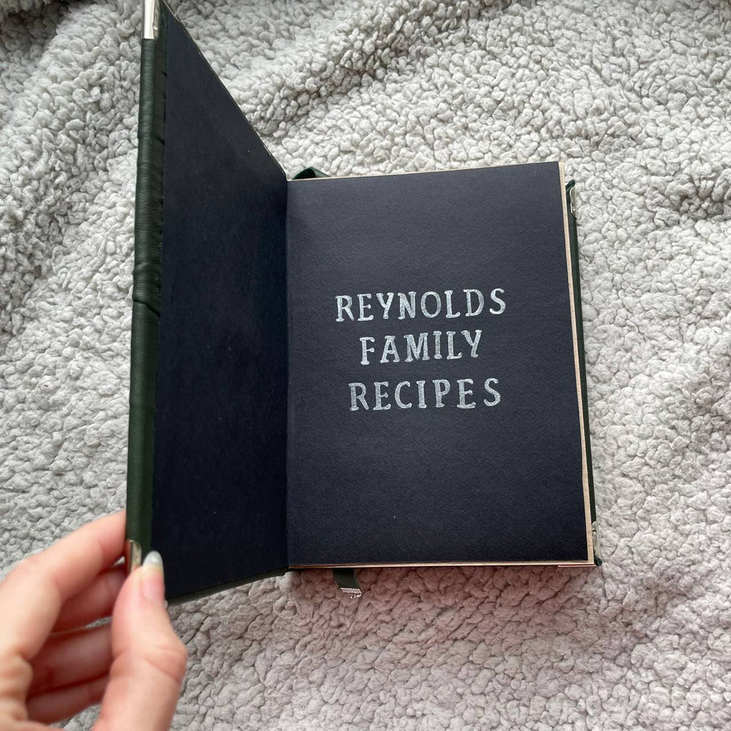 Personalized Leather Recipe Book – Handcrafted Family Heirloom