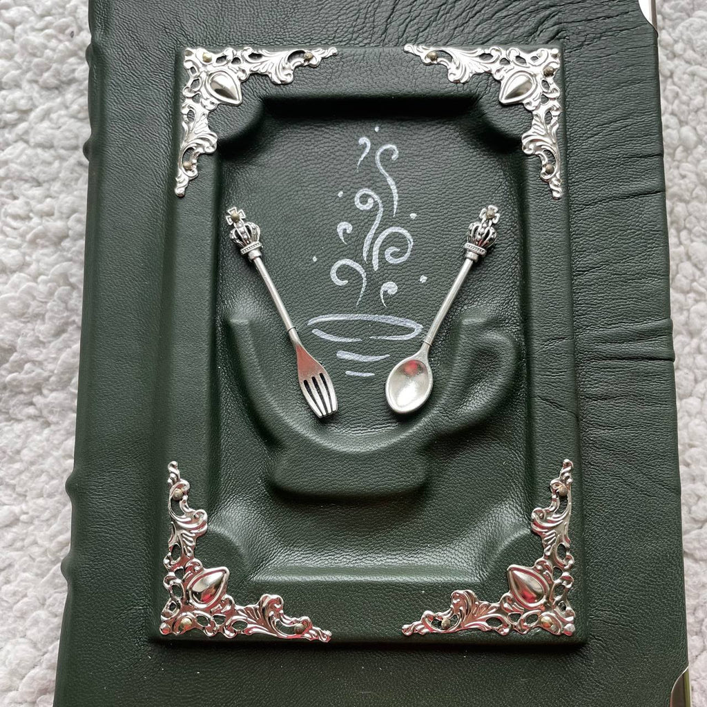 Personalized Leather Recipe Book – Handcrafted Family Heirloom