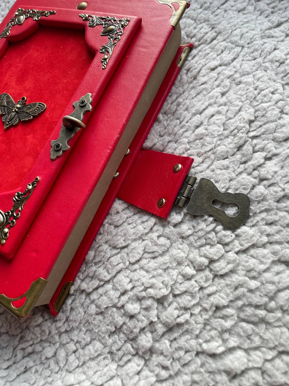 Death’s Head Hawkmoth Grimoire – Handmade Gothic Leather Spellbook with Bronze Moth, Dark Witch Journal