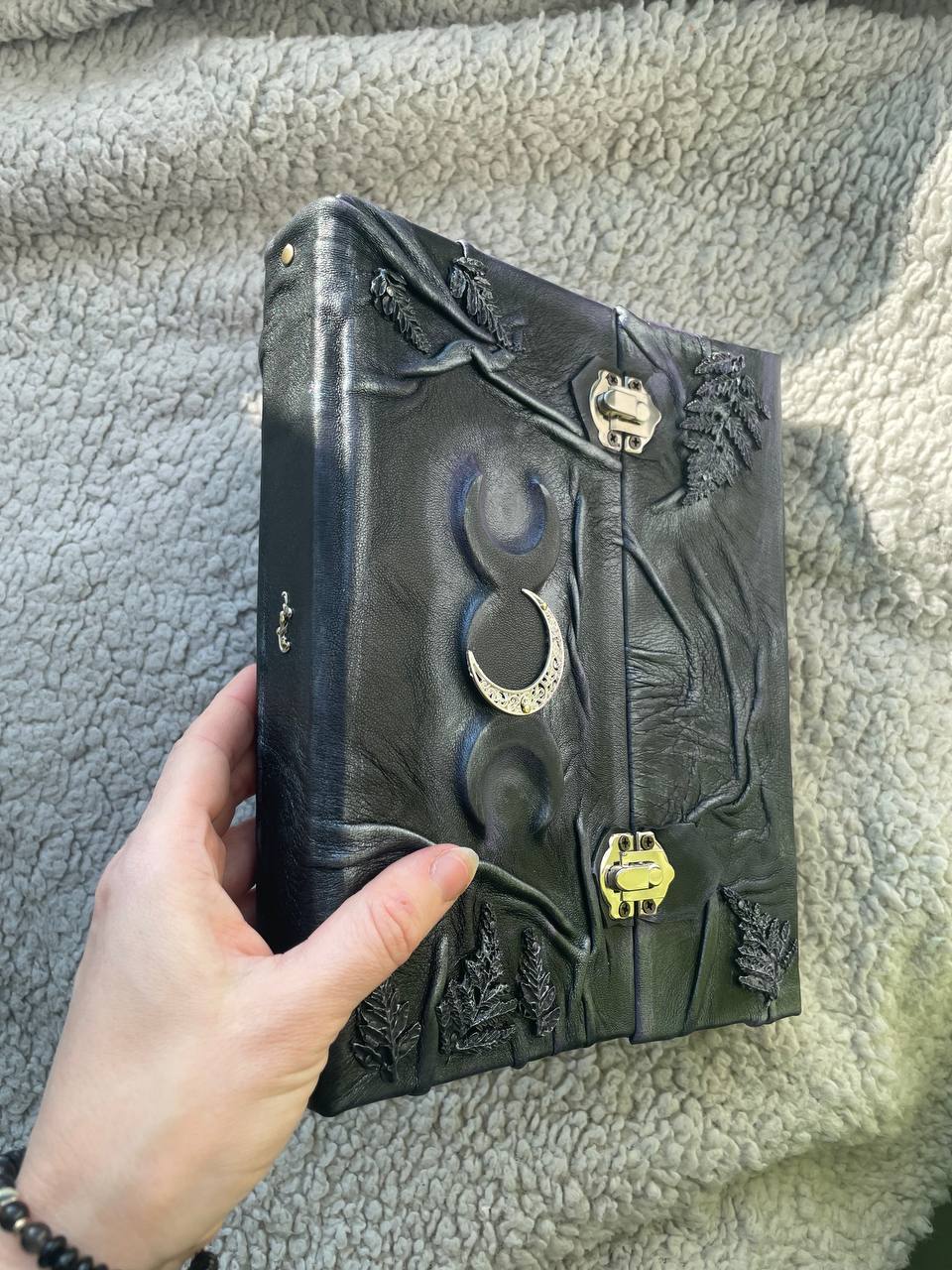Ring Binder Grimoire – Refillable Witch Journal with Triple Moon & Fern Design