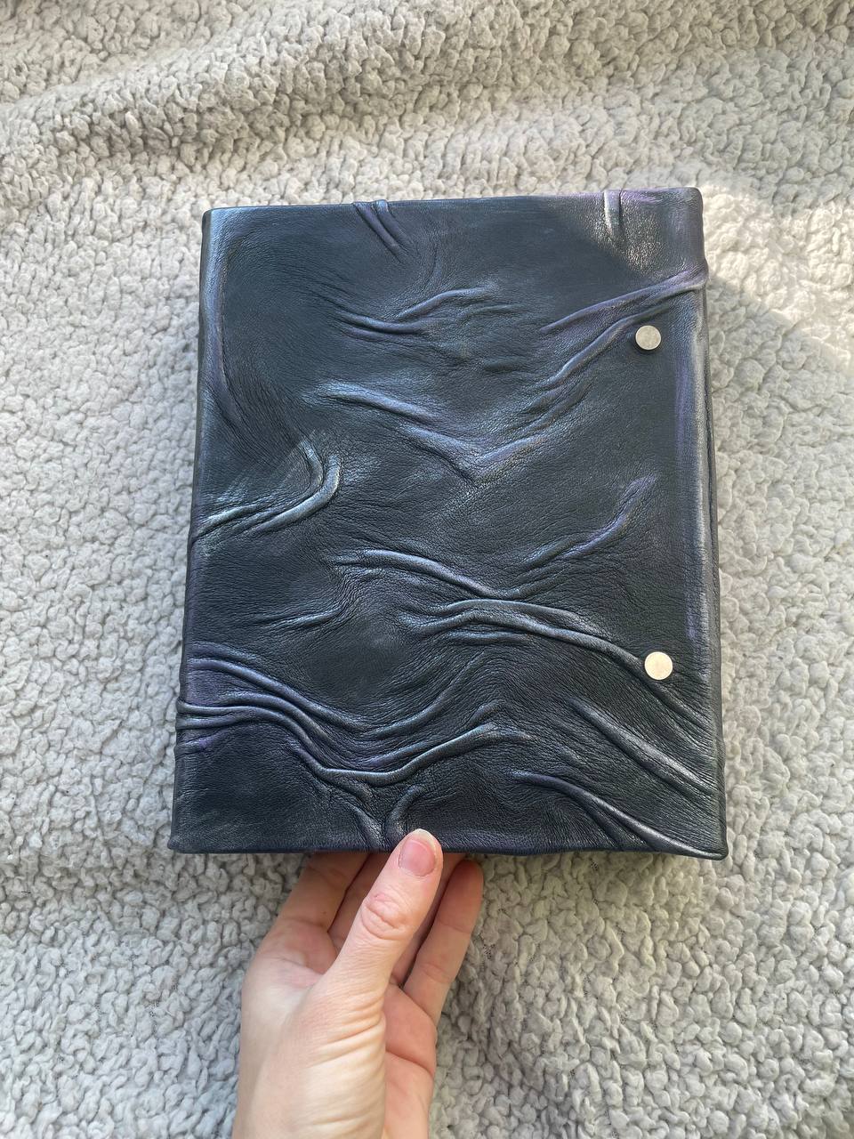 Ring Binder Grimoire – Refillable Witch Journal with Triple Moon & Fern Design