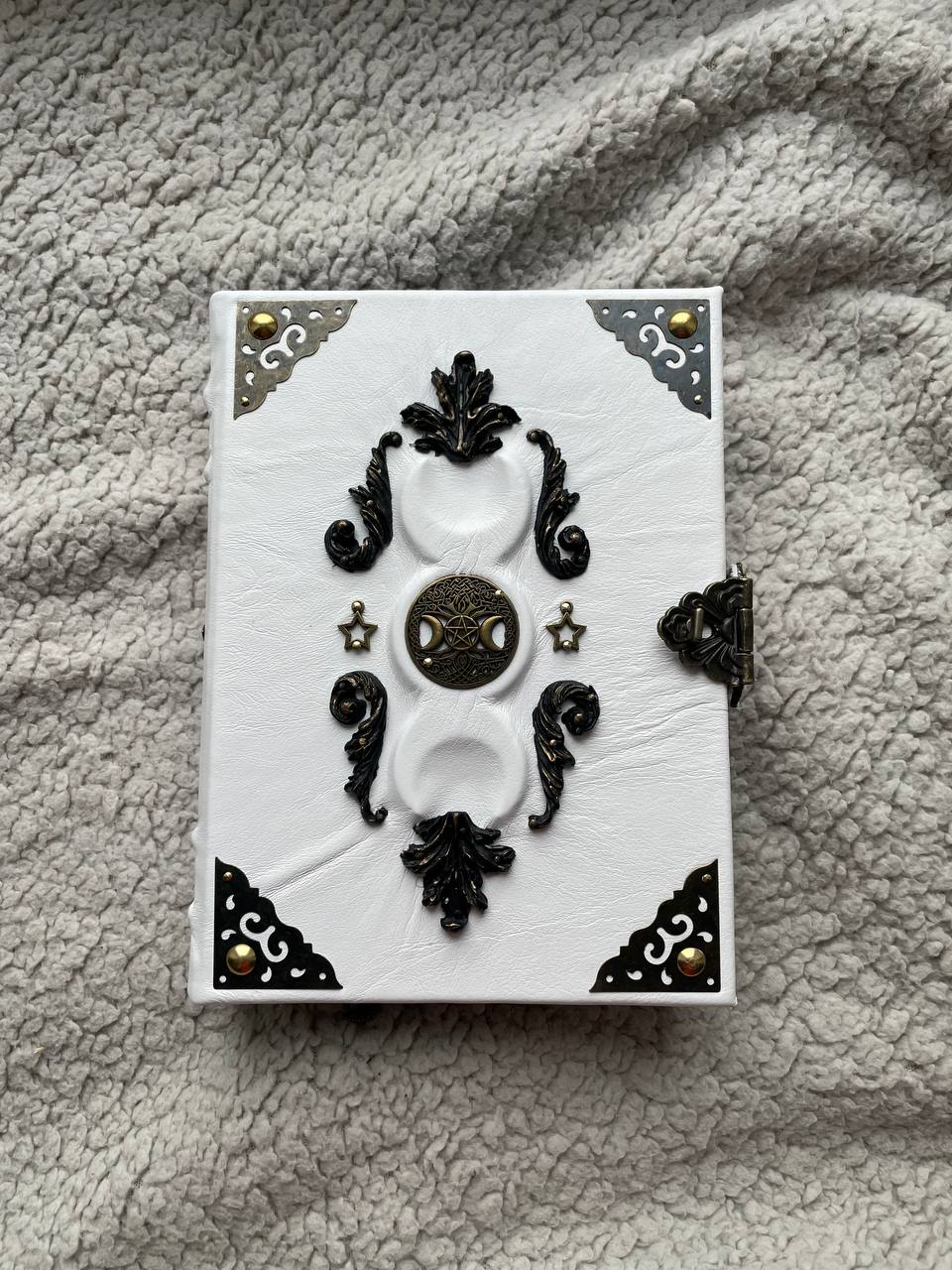 Handmade Grimoire White Moon – A Mystical Book for Luminous Souls