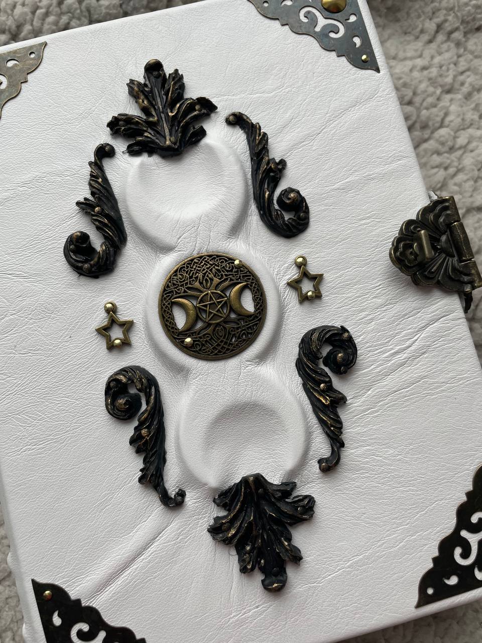 Handmade Grimoire White Moon – A Mystical Book for Luminous Souls