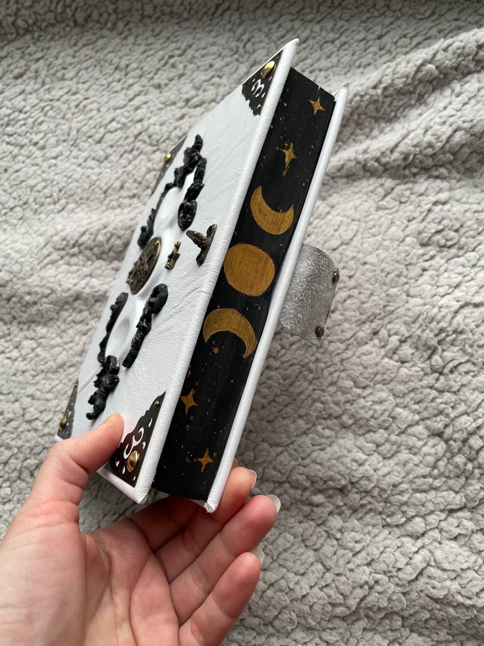 Handmade Grimoire White Moon – A Mystical Book for Luminous Souls