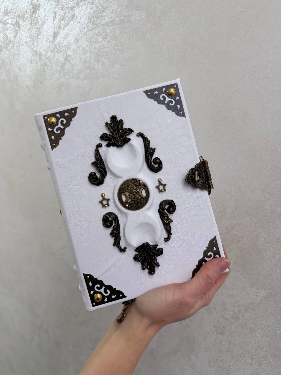Handmade Grimoire White Moon – A Mystical Book for Luminous Souls