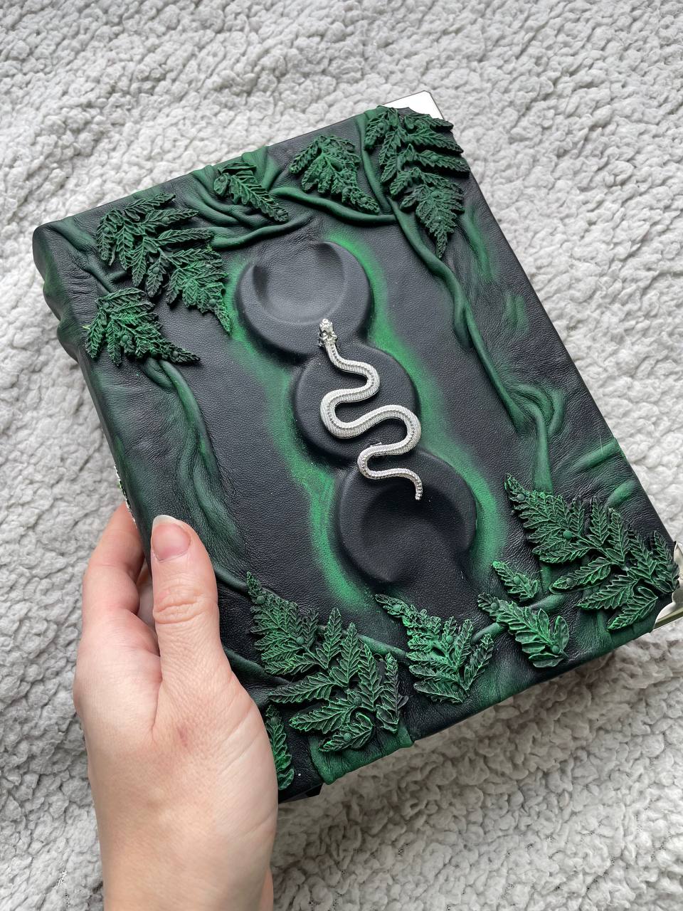 Fern & Serpent Grimoire – Leather Book of Shadows with Triple Moon, Gothic Witch Journal