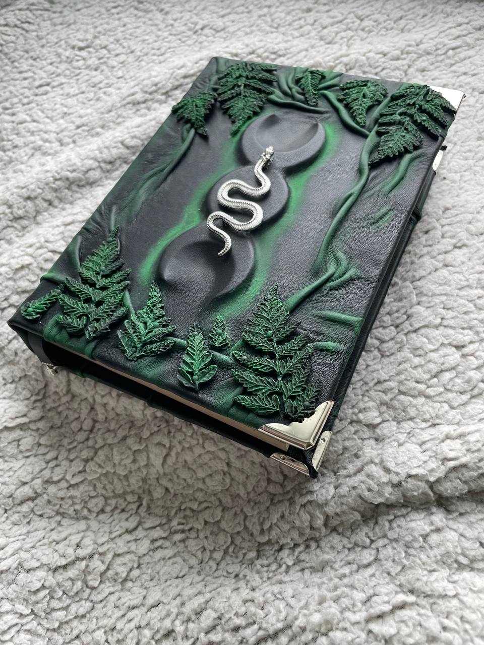 Fern & Serpent Grimoire – Leather Book of Shadows with Triple Moon, Gothic Witch Journal