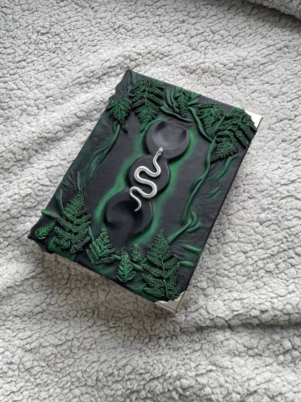 Fern & Serpent Grimoire – Leather Book of Shadows with Triple Moon, Gothic Witch Journal