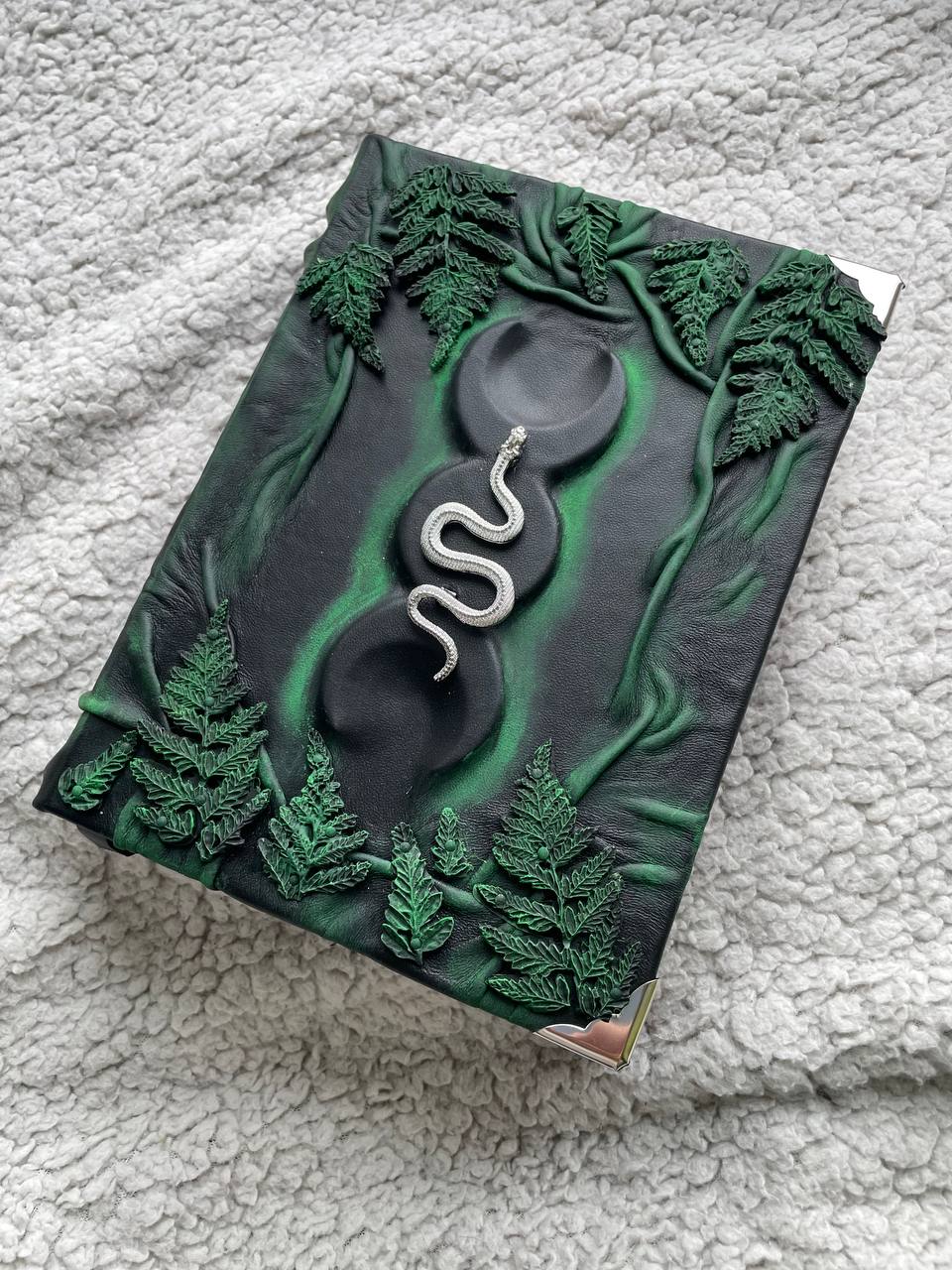 Fern & Serpent Grimoire – Leather Book of Shadows with Triple Moon, Gothic Witch Journal