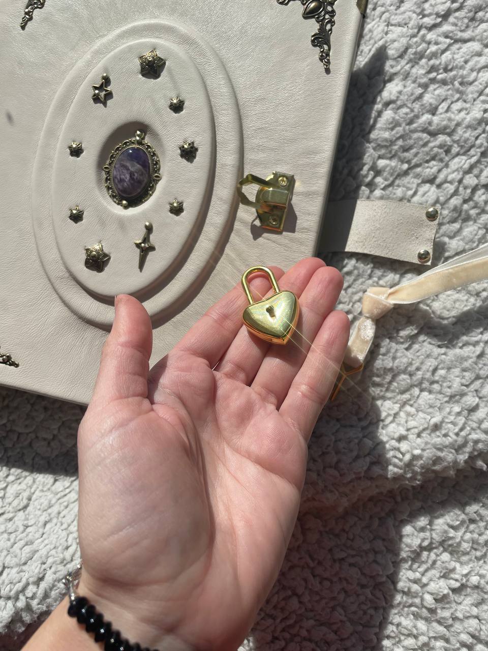 White Leather Binder Spiritual Journal – Ring Planner with Heart Lock and Amethyst Stone