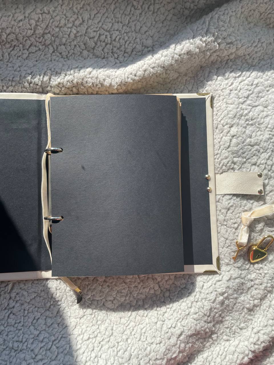 White Leather Binder Spiritual Journal – Ring Planner with Heart Lock and Amethyst Stone