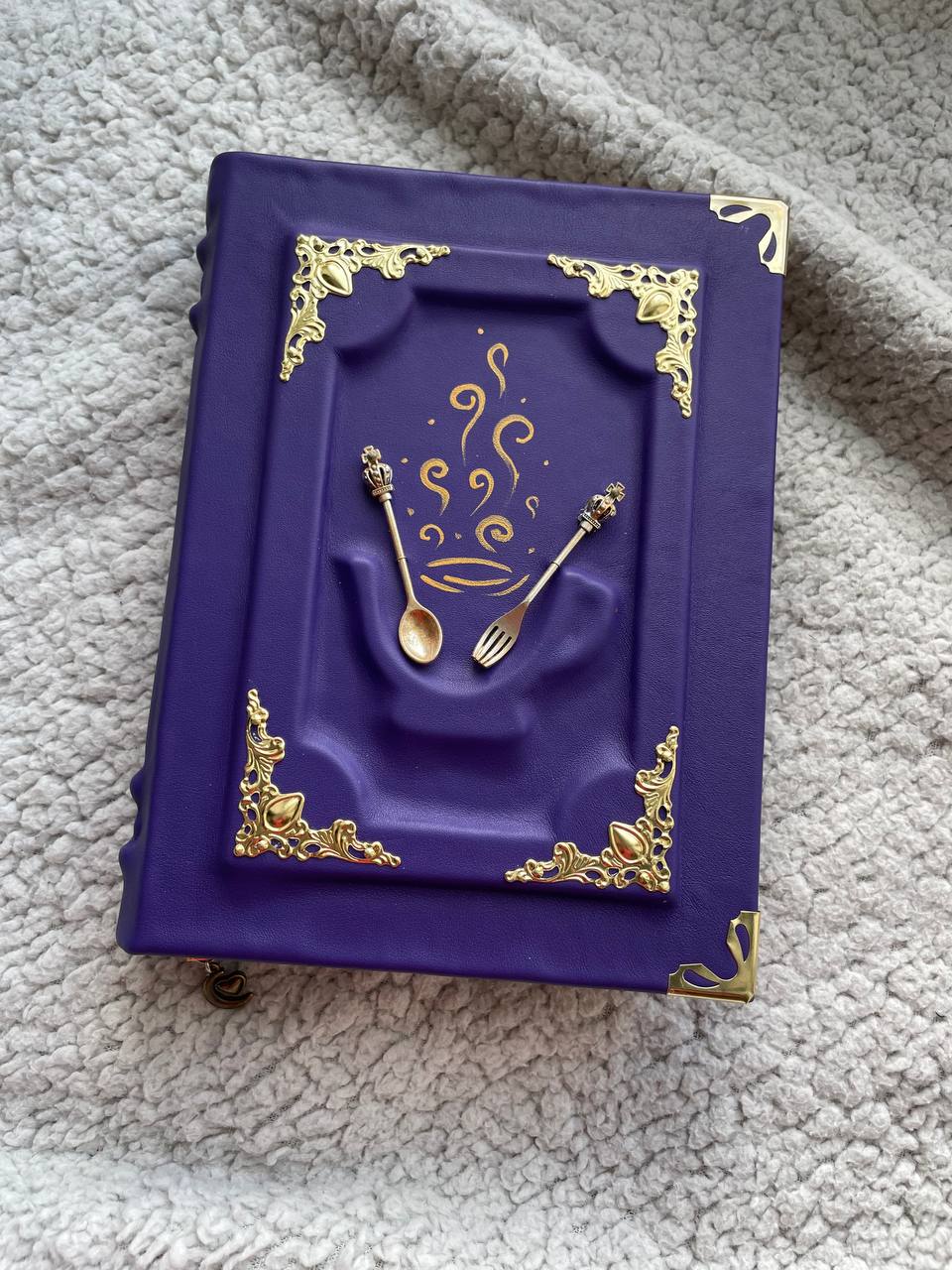 Custom Purple Leather Recipe Book – Custom Family Cookbook Journal, Handmade Heirloom Gift for Mom, Wedding or Housewarming