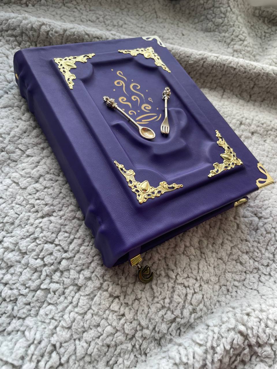 Custom Purple Leather Recipe Book – Custom Family Cookbook Journal, Handmade Heirloom Gift for Mom, Wedding or Housewarming