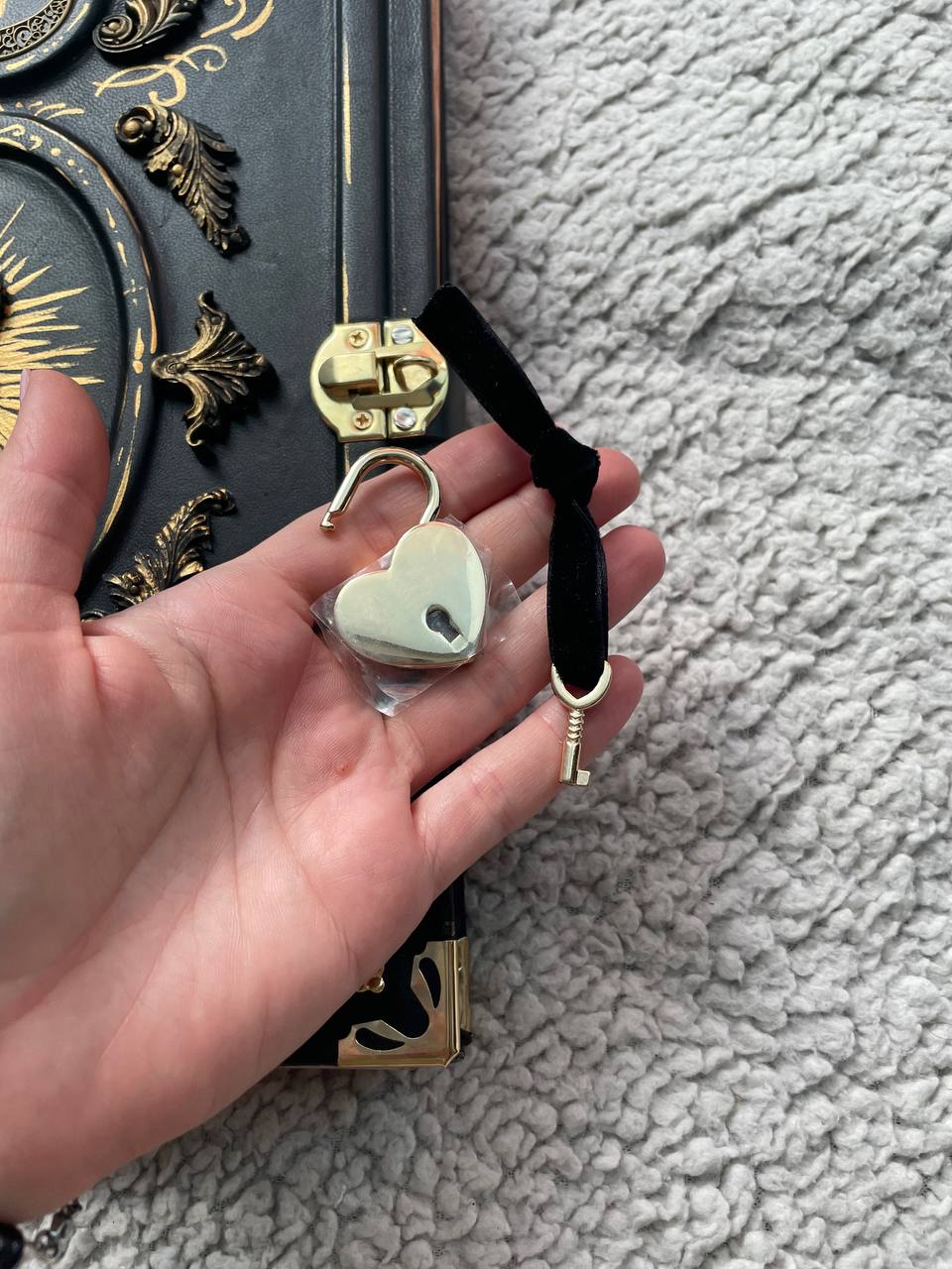 Handmade A4 Grimoire with Kraft Pages – Gothic Vintage Journal with Lock