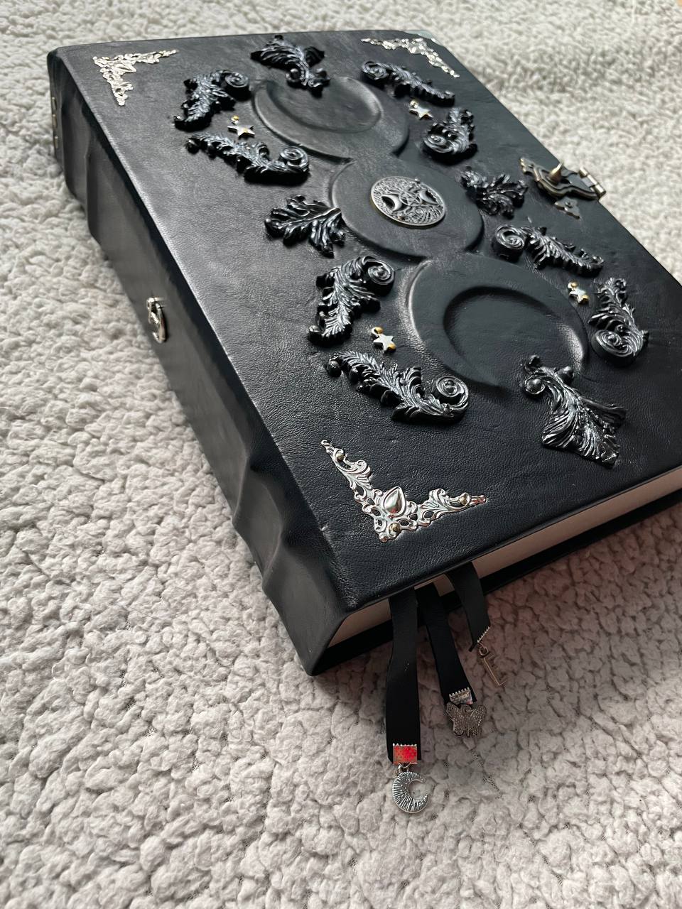 Black Moon Leather Grimoire, Handmade Book of Shadows, Gothic Witchcraft Journal, Gift for Witch